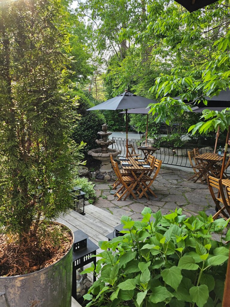 Betty's at The Kitch patio